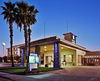 Pet Friendly Holiday Inn Express & Suites Corning in Corning, California