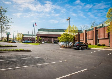 Pet Friendly Quality Inn Castleton in Indianapolis, Indiana
