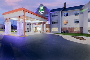 Pet Friendly Holiday Inn Express & Suites Zion in Zion, Illinois