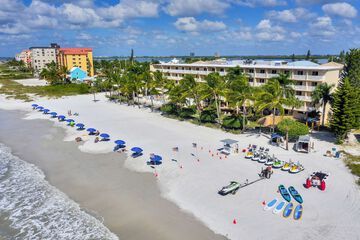 Pet Friendly Best Western Plus Beach Resort in Fort Myers Beach, Florida