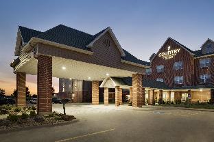 Pet Friendly Country Inn & Suites By Radisson, Coralville, IA in Coralville, Iowa