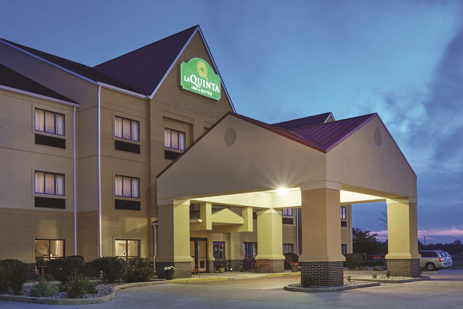 Pet Friendly La Quinta Inn & Suites South Bend in South Bend, Indiana