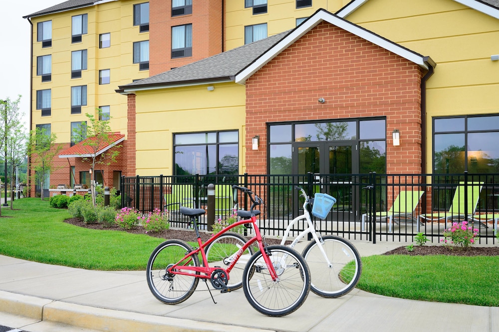 Pet Friendly Towneplace Suites By Marriott Frederick in Frederick, Maryland
