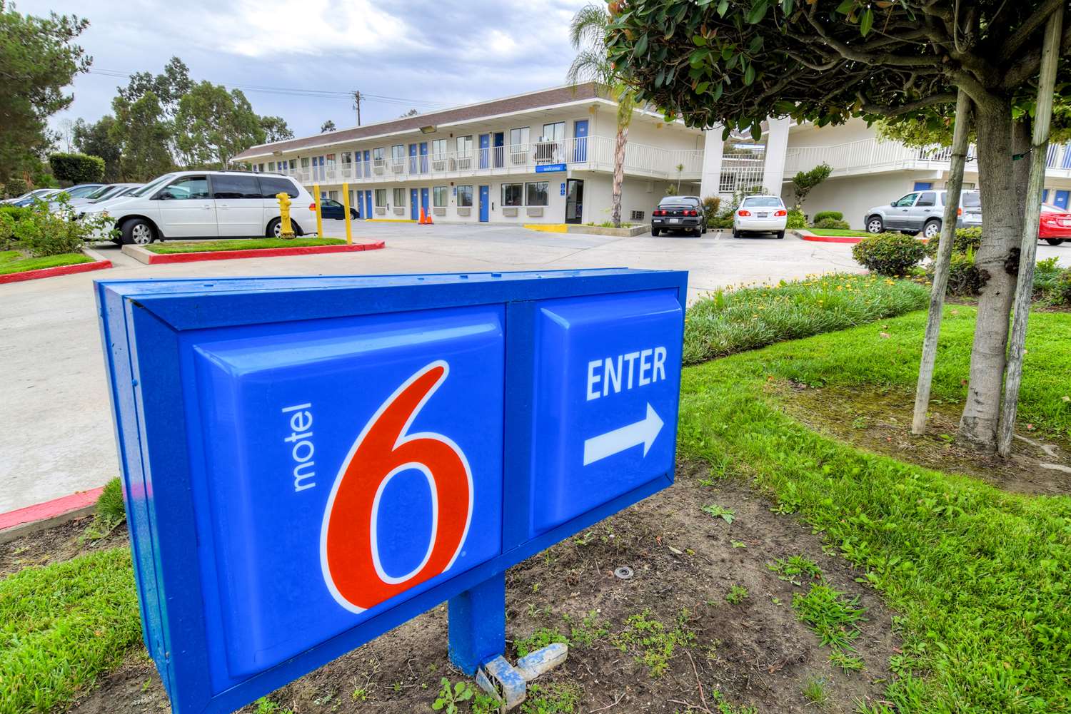 Pet Friendly Motel 6 Temecula - Historic Old Town in Temecula, California