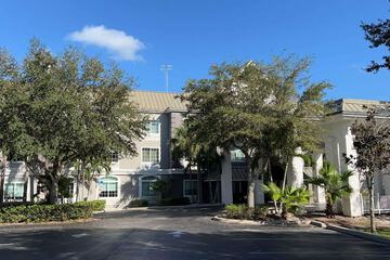 Pet Friendly Country Inn & Suites By Radisson, Vero Beach-I-95, FL in Vero Beach, Florida