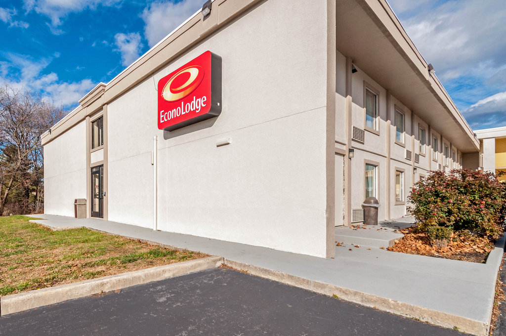 Pet Friendly Econo Lodge in Hagerstown, Maryland