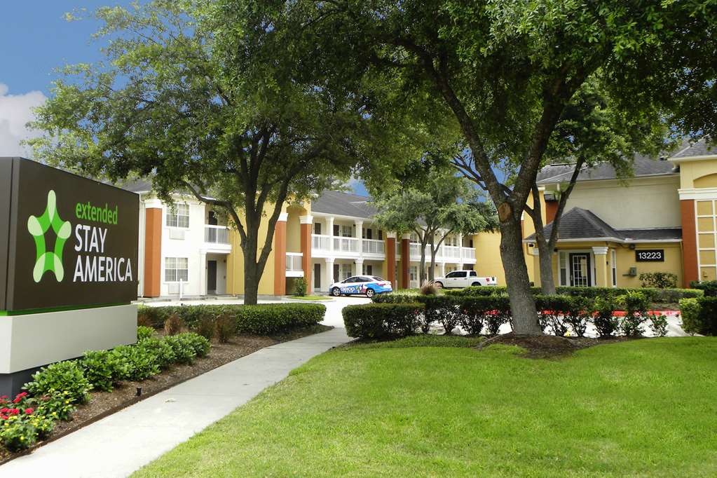 Pet Friendly Extended Stay America Houston - Willowbrook in Houston, Texas