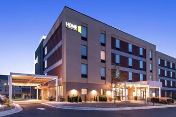 Pet Friendly Home2 Suites by Hilton Merrillville in Merrillville, Indiana