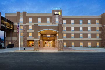 Pet Friendly Home2 Suites by Hilton Sioux Falls / Sanford Medical Center in Sioux Falls, South Dakota
