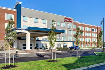Pet Friendly Hampton Inn & Suites Canal Winchester Columbus in Canal Winchester, Ohio