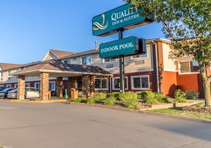 Pet Friendly Quality Inn in Eau Claire, Wisconsin