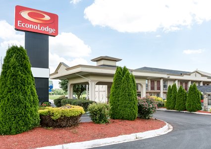 Pet Friendly Econo Lodge in Princess Anne, Maryland
