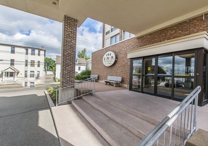 Pet Friendly Quality Inn & Suites Downtown in Charlottetown, Prince Edward Island
