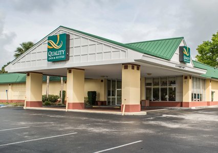 Pet Friendly Quality Inn & Suites Brooksville I-75/Dade City in Brooksville, Florida