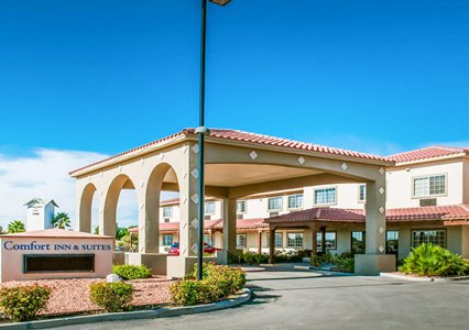 Pet Friendly Comfort Inn & Suites in Las Cruces, New Mexico