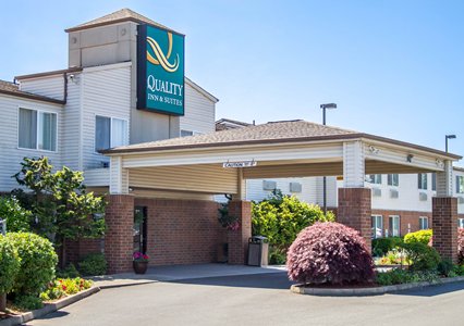 Pet Friendly Quality Inn & Suites in Longview, Washington