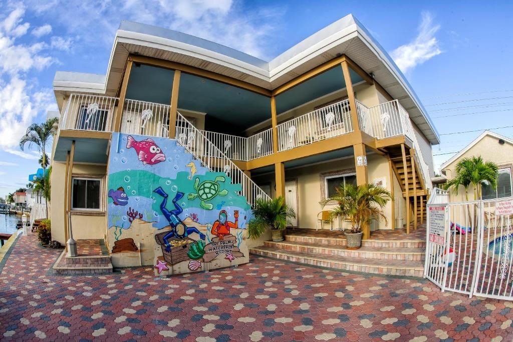 Pet Friendly Bay Palms Waterfront Resort - Hotel & Marina in Saint Pete Beach, Florida