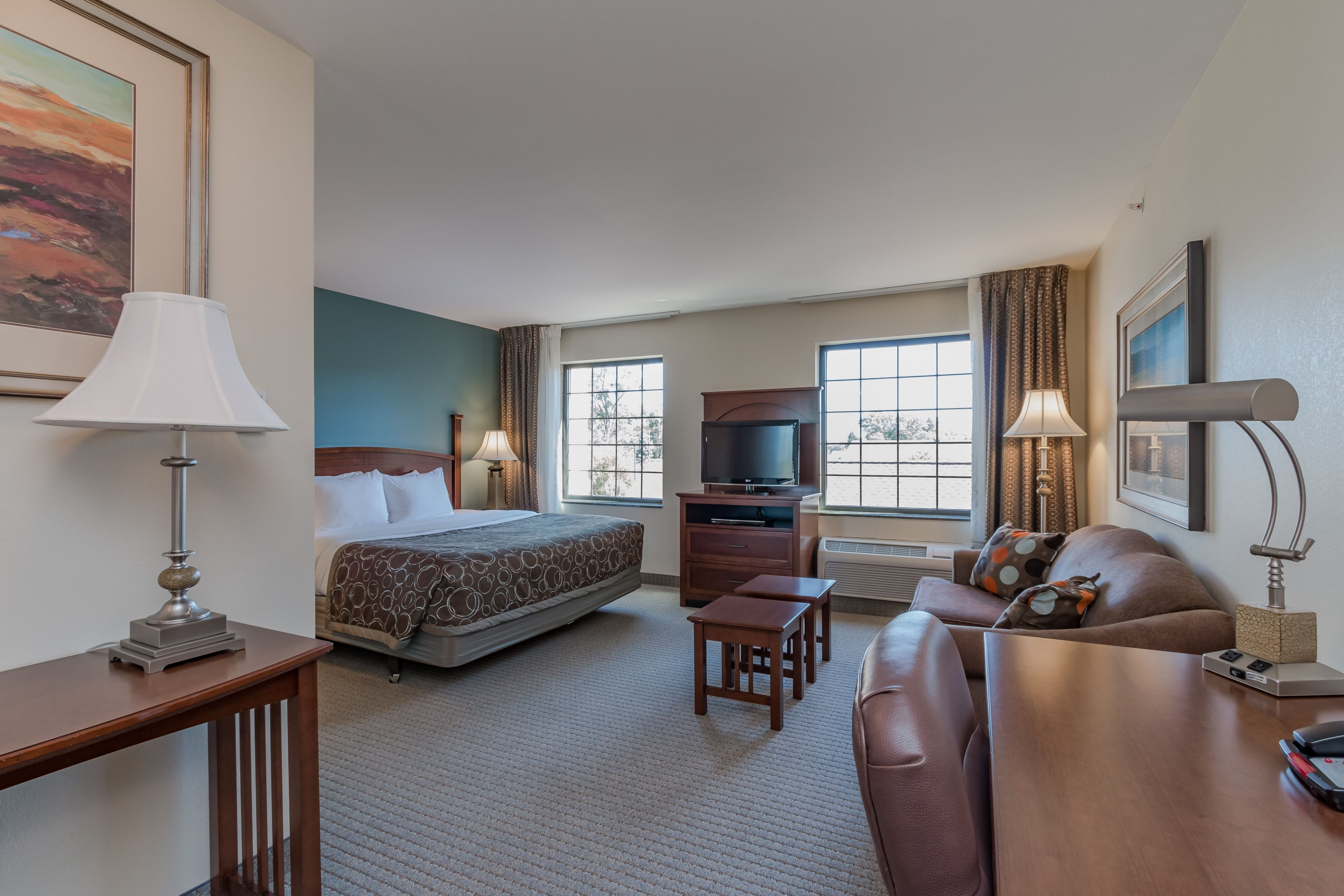 Pet Friendly Staybridge Suites South Bend-University Area in South Bend, Indiana