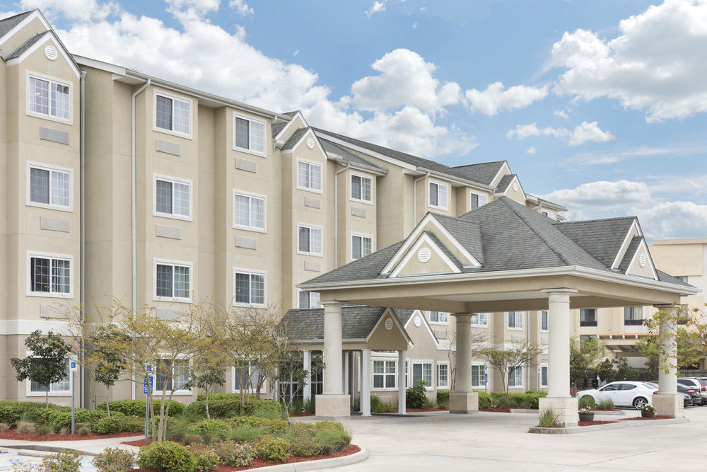 Pet Friendly Microtel Inn & Suites by Wyndham Baton Rouge Airport in Baton Rouge, Louisiana