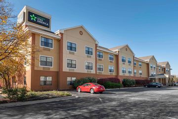 Pet Friendly Extended Stay America - Champaign - Urbana in Champaign, Illinois