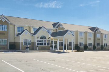 Pet Friendly Microtel Inn by Wyndham Cottondale/Tuscaloosa in Cottondale, Alabama