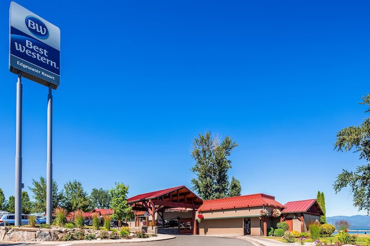 Pet Friendly Best Western Edgewater Resort in Sandpoint, Idaho
