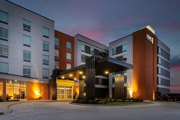 Pet Friendly Home2 Suites by Hilton Fort Wayne North in Fort Wayne, Indiana