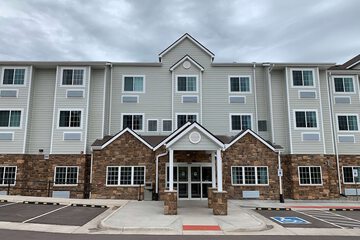 Pet Friendly Microtel Inn & Suites by Wyndham Woodland Park in Woodland Park, Colorado
