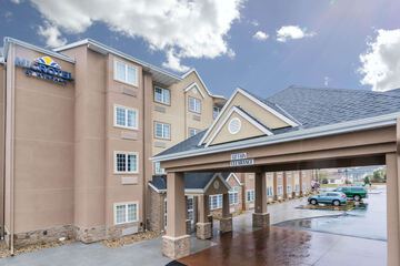 Pet Friendly Microtel Inn & Suites by Wyndham Rochester South Mayo Clinic in Rochester, Minnesota