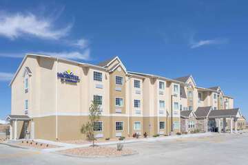 Pet Friendly Microtel Inn & Suites by Wyndham Limon in Limon, Colorado