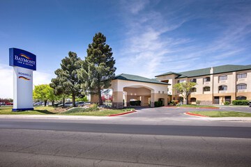 Pet Friendly Baymont by Wyndham Roswell in Roswell, New Mexico