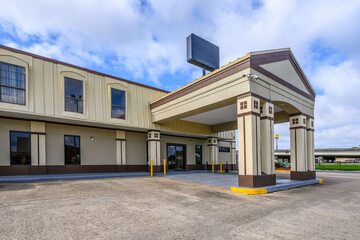 Pet Friendly Quality Inn New Orleans I 10 East in New Orleans, Louisiana