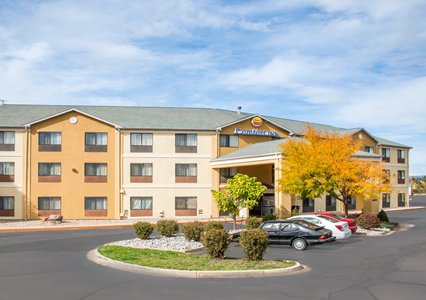 Pet Friendly Hotels In Colorado Springs Colorado Accepting Dogs