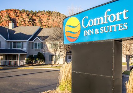 Pet Friendly Hotels In Carbondale Colorado Accepting Dogs And Cats