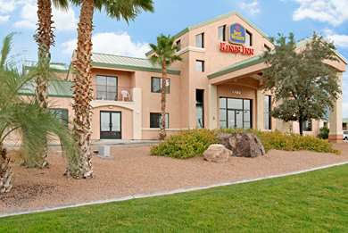 Pet Friendly Hotels in Kingman, Arizona accepting Dogs and Cats