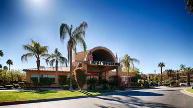 Pet Friendly Hotels in Palm Desert, California accepting Dogs and Cats