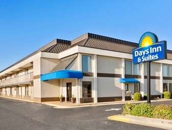 Pet Friendly Hotels In Fayetteville North Carolina Accepting Dogs